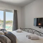 La By Interhome * 풀라