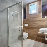 La By Interhome