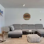 La By Interhome