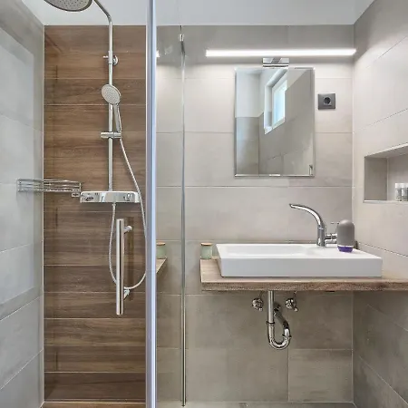 La By Interhome Vila