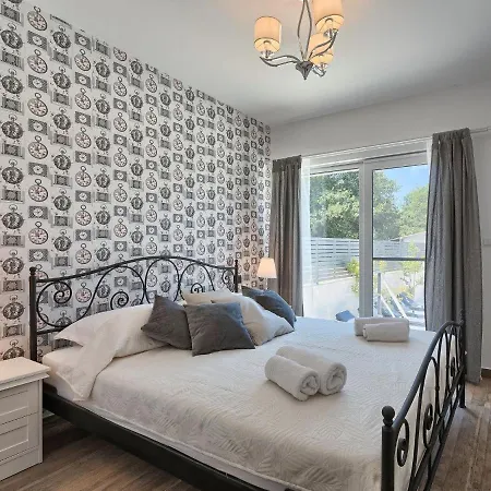Villa La By Interhome Pula