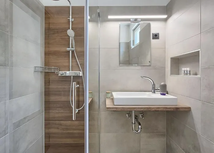 La By Interhome Vila